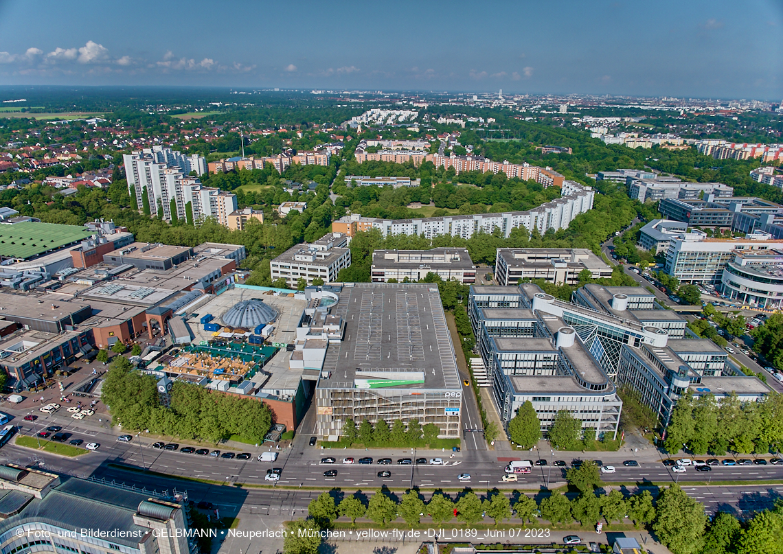 07.06.2023 - Perlach Plaza, PEP, Rentenversicherung, Wohnring, WACKER-Chemie in Neuperlach 07.06.2023 - Perlach Plaza, PEP, Rentenversicherung, Wohnring, WACKER-Chemie in Neuperlach